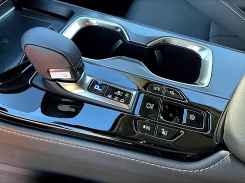 Used 2025 Lexus NX 350 AWD w/ Accessory Package (2T) image 11