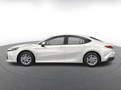 Used 2025 Toyota Camry LE FWD image 3
