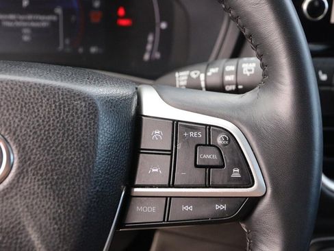 Used 2025 Toyota Grand Highlander AWD image 15