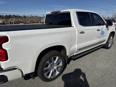 Used 2023 Chevrolet Silverado 1500 High Country image 10