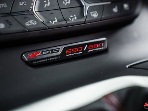 Used 2017 Chevrolet Corvette Z06 image 18