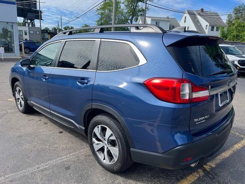 Certified 2022 Subaru Ascent Premium w/ Convenience Package AWD/4WD image 8