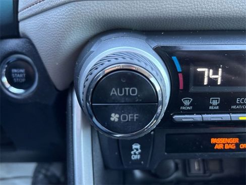 Used 2021 Toyota RAV4 XLE image 36