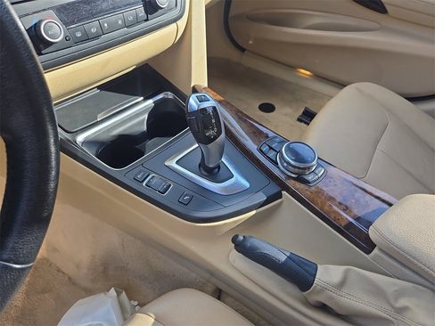 Used 2014 BMW 328i Sedan image 9