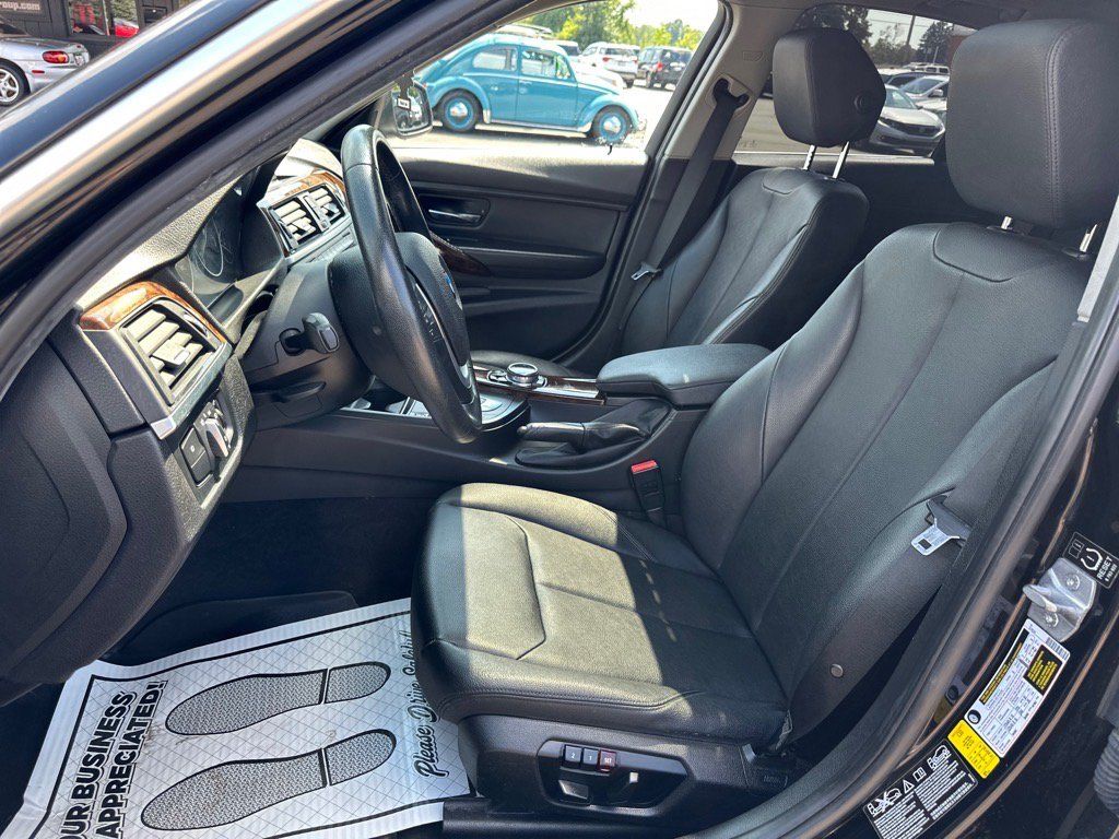 Used 2015 BMW 328i xDrive Sedan AWD/4WD image 16