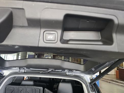 Used 2021 GMC Acadia AT4 w/ Technology Package AWD/4WD image 41