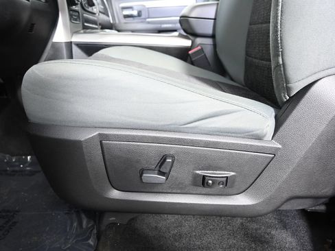 Used 2017 RAM 1500 Big Horn AWD/4WD image 20