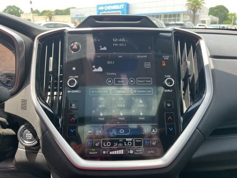 Used 2025 Subaru Ascent Touring AWD/4WD image 23