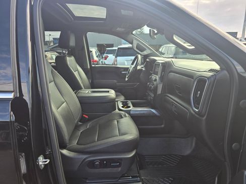 Used 2021 Chevrolet Silverado 1500 LTZ w/ LTZ Premium Package image 17