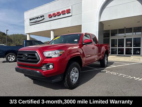 Used 2022 Toyota Tacoma SR5 AWD/4WD image 10