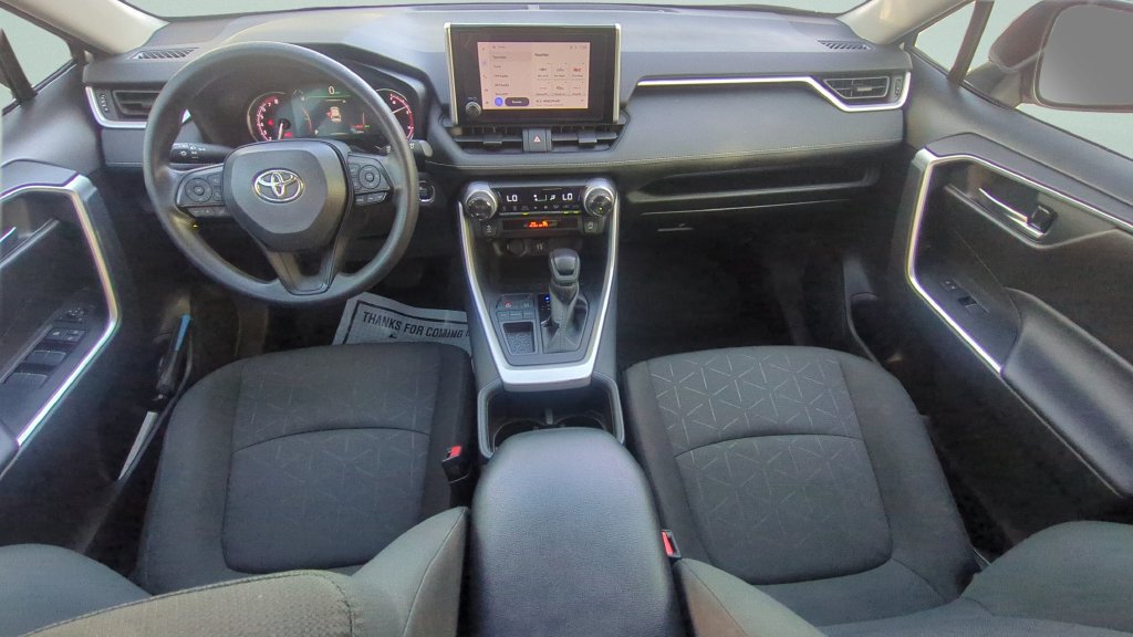 Used 2024 Toyota RAV4 XLE w/ Convenience Package FWD image 11