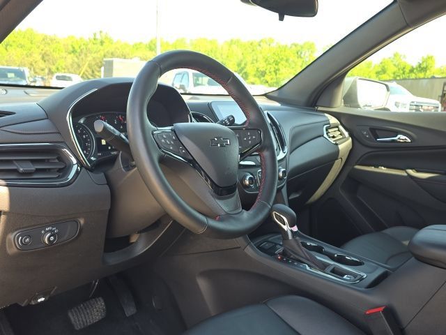 Used 2024 Chevrolet Equinox RS w/ RS Leather Package AWD/4WD image 24