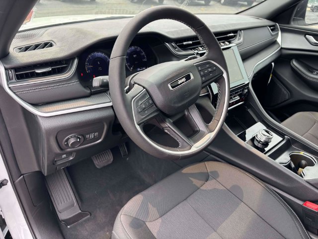New 2026 Jeep Grand Cherokee L 4WD image 18