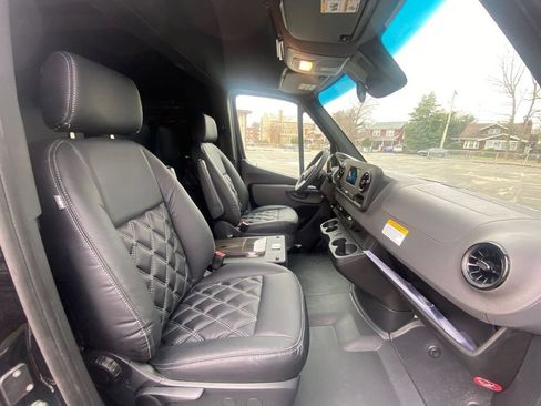 Used 2026 Mercedes-Benz Sprinter 3500 image 15