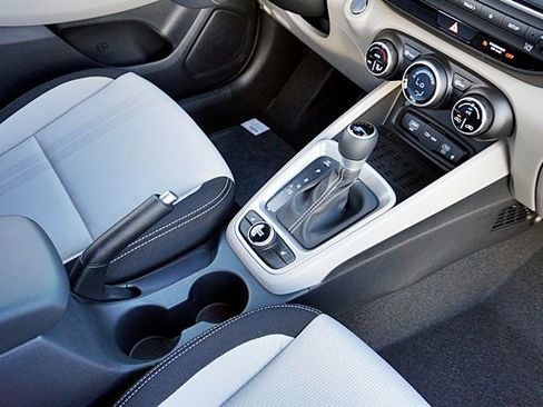 New 2026 Hyundai Venue SEL image 13