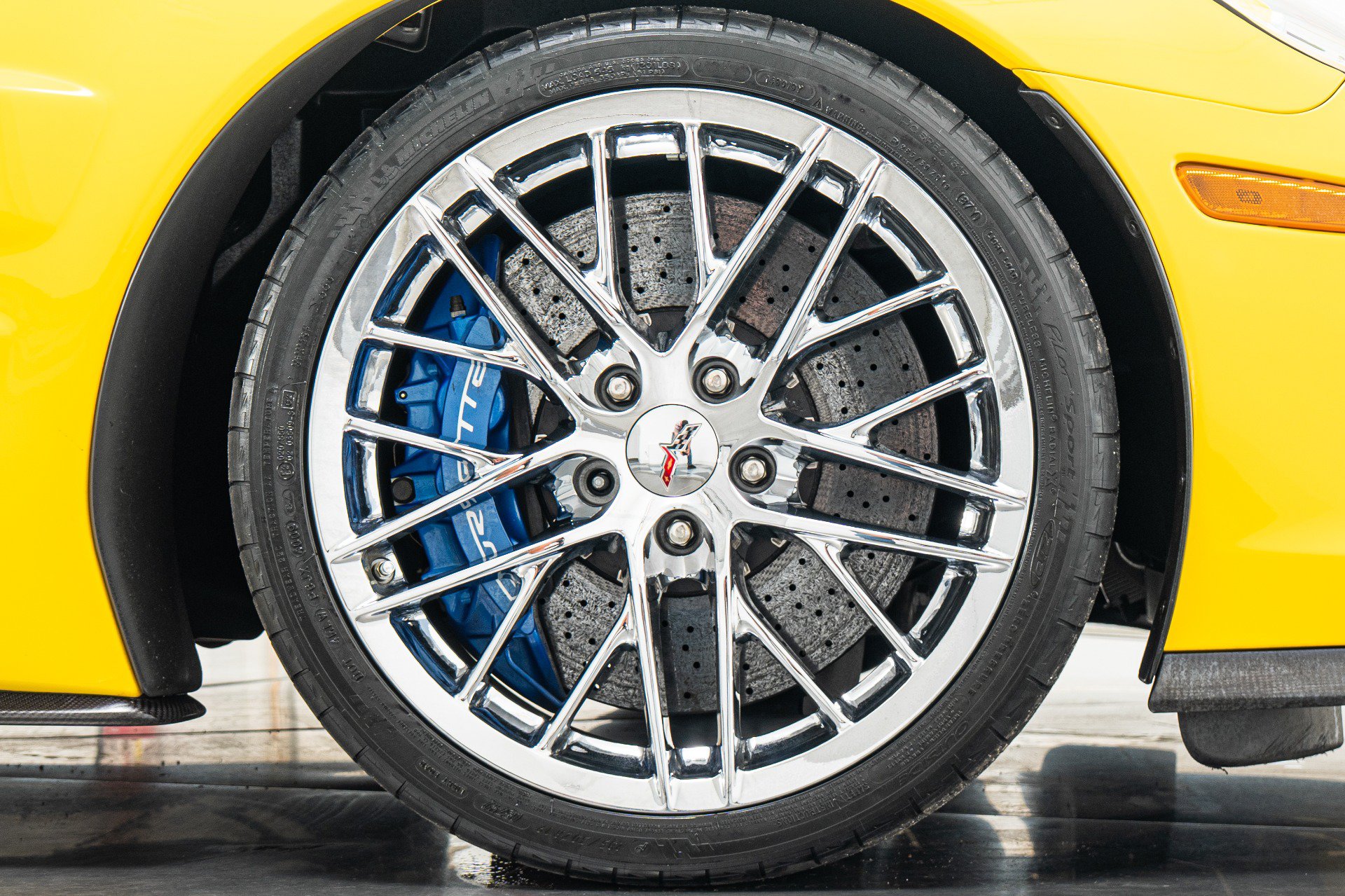 Used 2010 Chevrolet Corvette ZR1 w/ Preferred Equipment Group RWD image 46