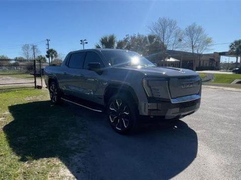 New 2025 GMC Sierra EV Denali image 2
