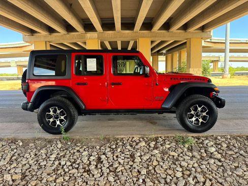 Used 2019 Jeep Wrangler Unlimited Rubicon w/ Steel Bumper Group AWD/4WD image 2