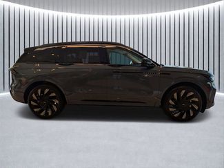 New 2026 Lincoln Nautilus Black Label w/ Jet Appearance Package video 2