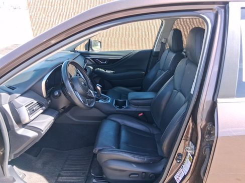 Used 2020 Subaru Outback Limited AWD/4WD image 9