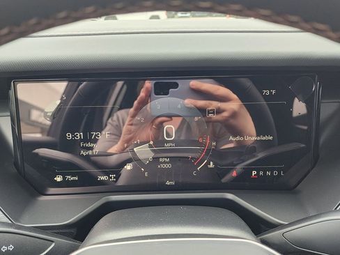 New 2026 GMC Acadia AT4 w/ Luxury Package AWD/4WD image 25