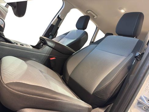 Used 2018 Ford Escape SE FWD image 16