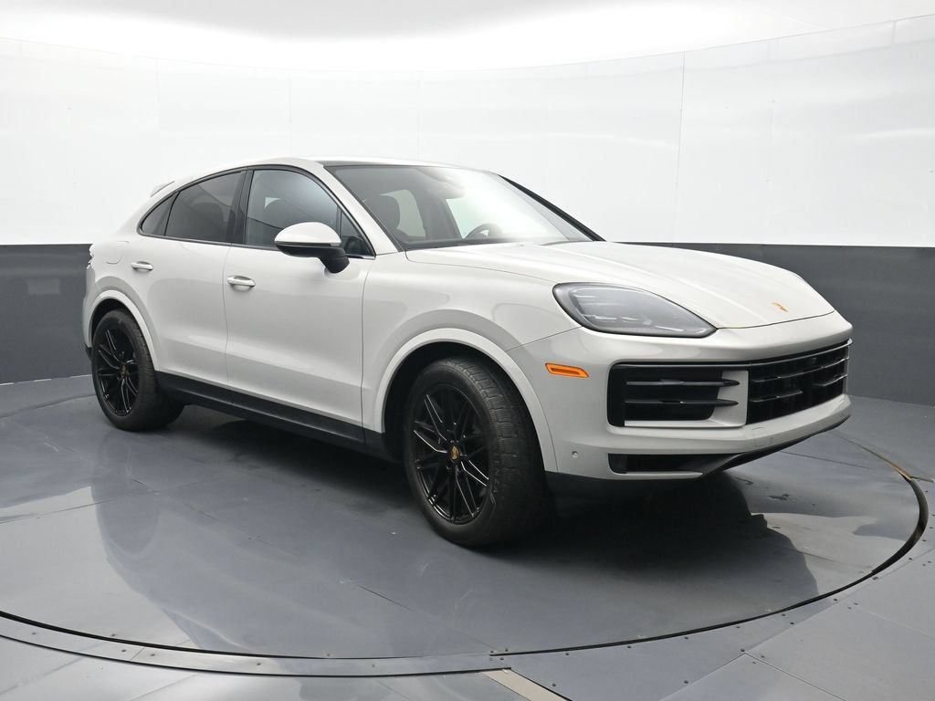 Certified 2024 Porsche Cayenne Coupe AWD/4WD image 24