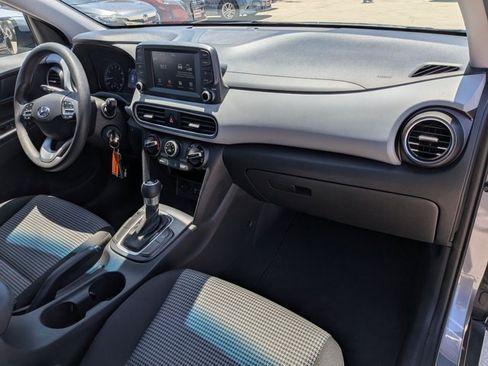 Used 2020 Hyundai Kona SE FWD image 20