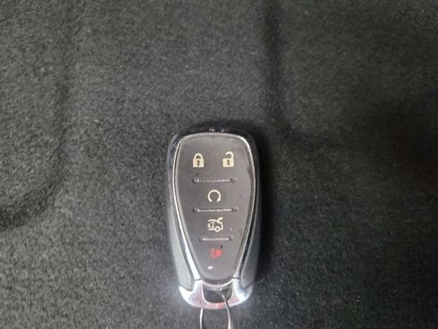 Used 2018 Chevrolet Sonic LT w/ Convenience Package FWD image 32