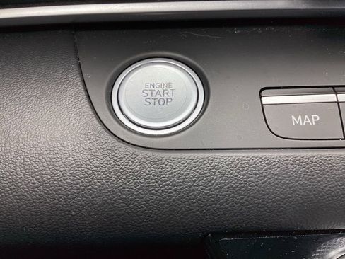 Used 2023 Hyundai Elantra SEL w/ Convenience Package image 23