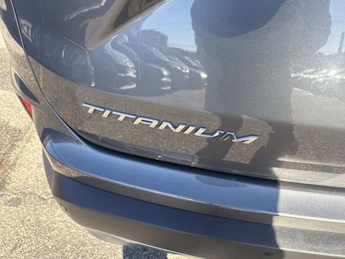 Used 2024 Ford Edge Titanium image 7