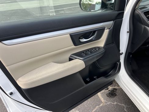 Used 2020 Honda CR-V LX image 32