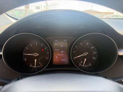 Used 2020 Toyota C-HR LE FWD image 17