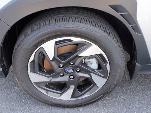 Certified 2025 Subaru Crosstrek 2.5i Limited AWD/4WD image 9