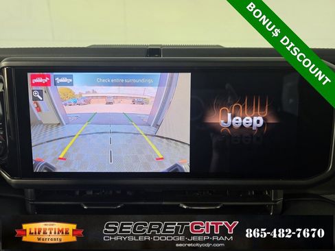 New 2025 Jeep Gladiator Mojave image 19