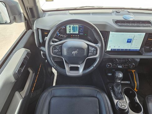 Used 2021 Ford Bronco Badlands image 27