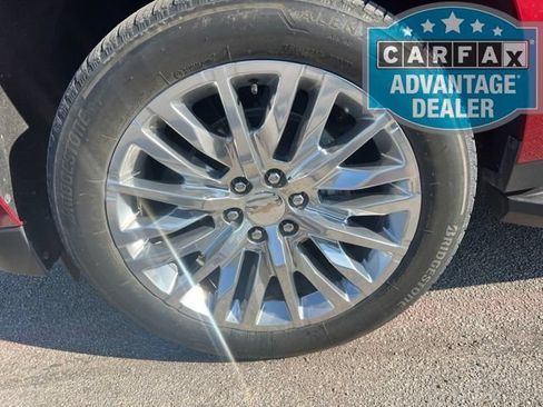 Used 2024 Chevrolet Tahoe Premier w/ Premium Package AWD/4WD image 9