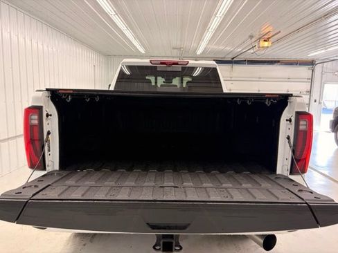 Used 2026 GMC Sierra 3500 Denali w/ Denali Reserve Package AWD/4WD image 5