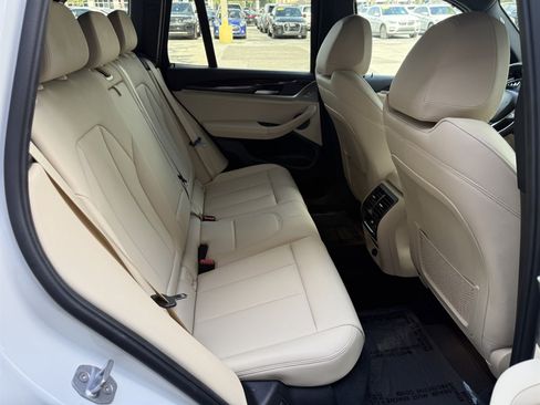 Used 2019 BMW X3 sDrive30i w/ Premium Package RWD image 16