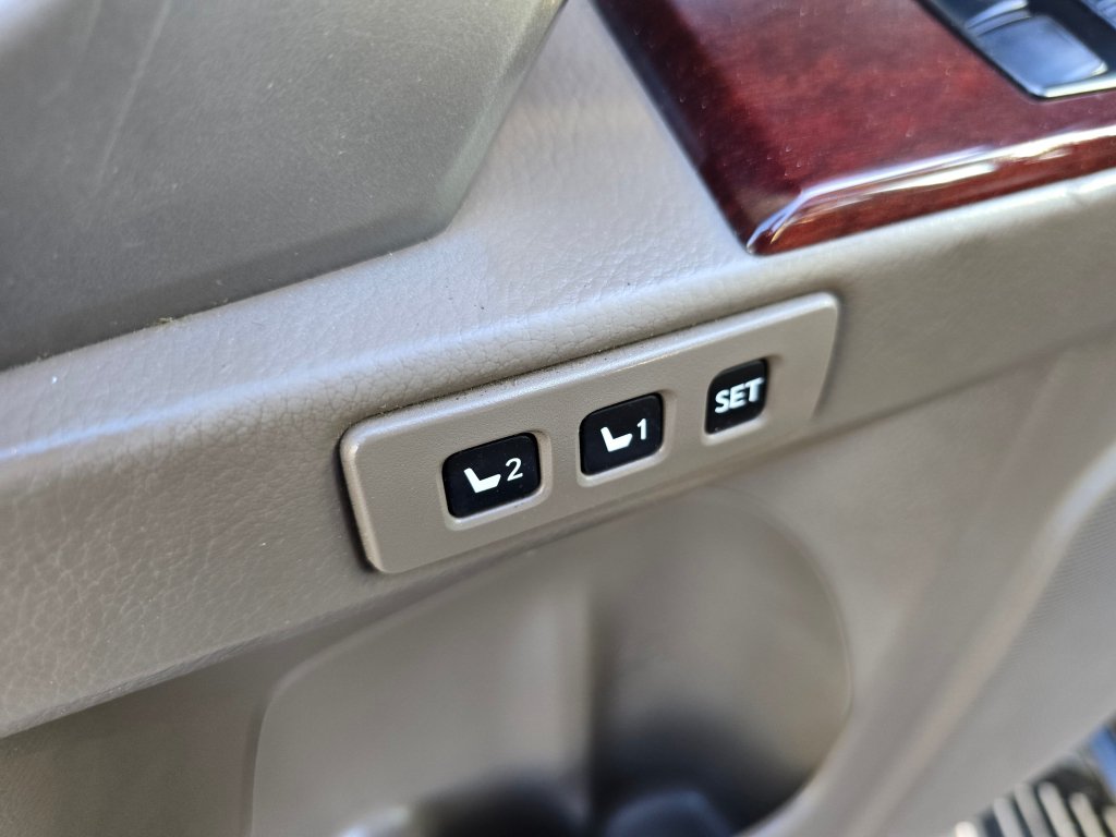 Used 2017 Lexus GX 460 Premium AWD/4WD image 35
