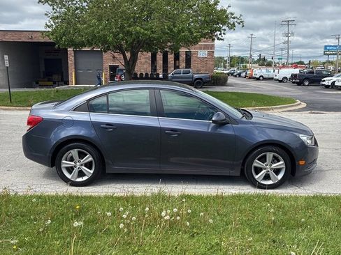 Used 2014 Chevrolet Cruze LT w/ Enhanced Safety Package FWD image 4