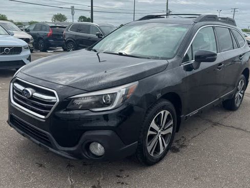 Used 2019 Subaru Outback 2.5i Limited w/ Popular Package #2 AWD/4WD image 1
