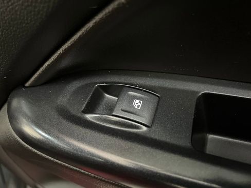 Used 2020 Chevrolet Colorado ZR2 image 23