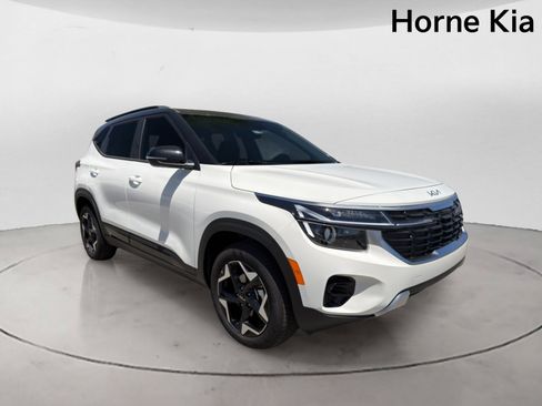 New 2026 Kia Seltos S FWD image 2