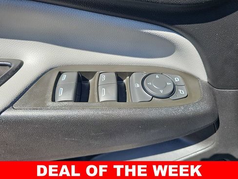 Used 2023 Chevrolet Equinox LT w/ LPO, Floor Liner Package image 27