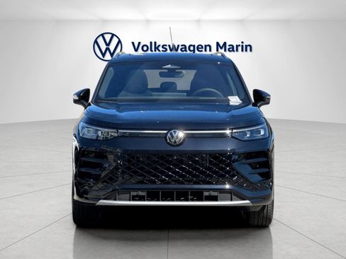 New 2026 Volkswagen Tiguan SEL R-Line AWD/4WD image 8