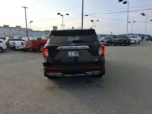 Used 2020 Ford Explorer XLT w/ Equipment Group 202A AWD/4WD image 7