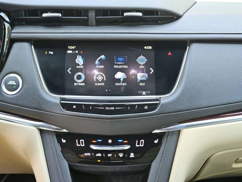 Used 2019 Cadillac XT5 Luxury FWD image 21