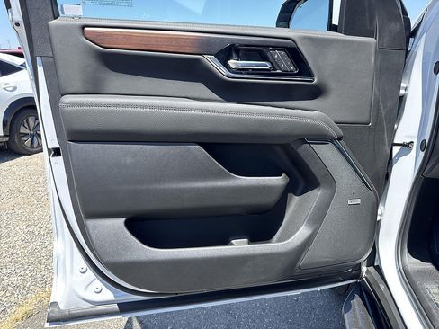New 2026 GMC Yukon Denali AWD/4WD image 18