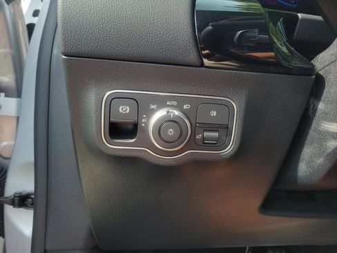 Certified 2023 Mercedes-Benz GLA 250 image 25